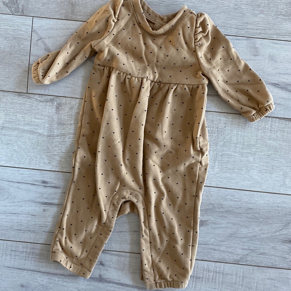 Baby GAP long sleeve romper 3-6 mos
